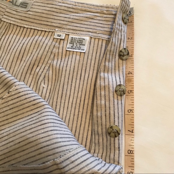 Chaus Walk Shorts - Picture 7 of 7